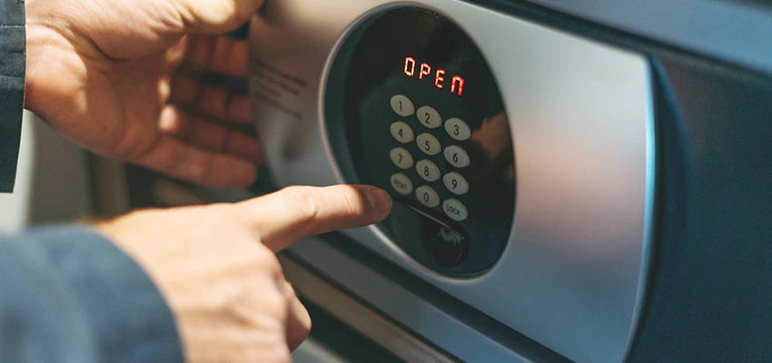 Cash Safe Openers in Moraga, California